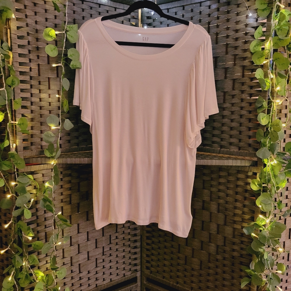 NWOT GAP Luxe T size Large flutter sleeves